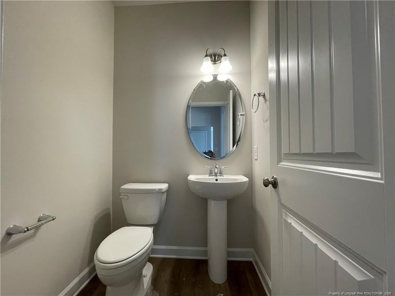 1736 Man O War Dr, Hope Mills, NC 28348