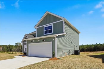 1736 Man O War Dr, Hope Mills, NC 28348
