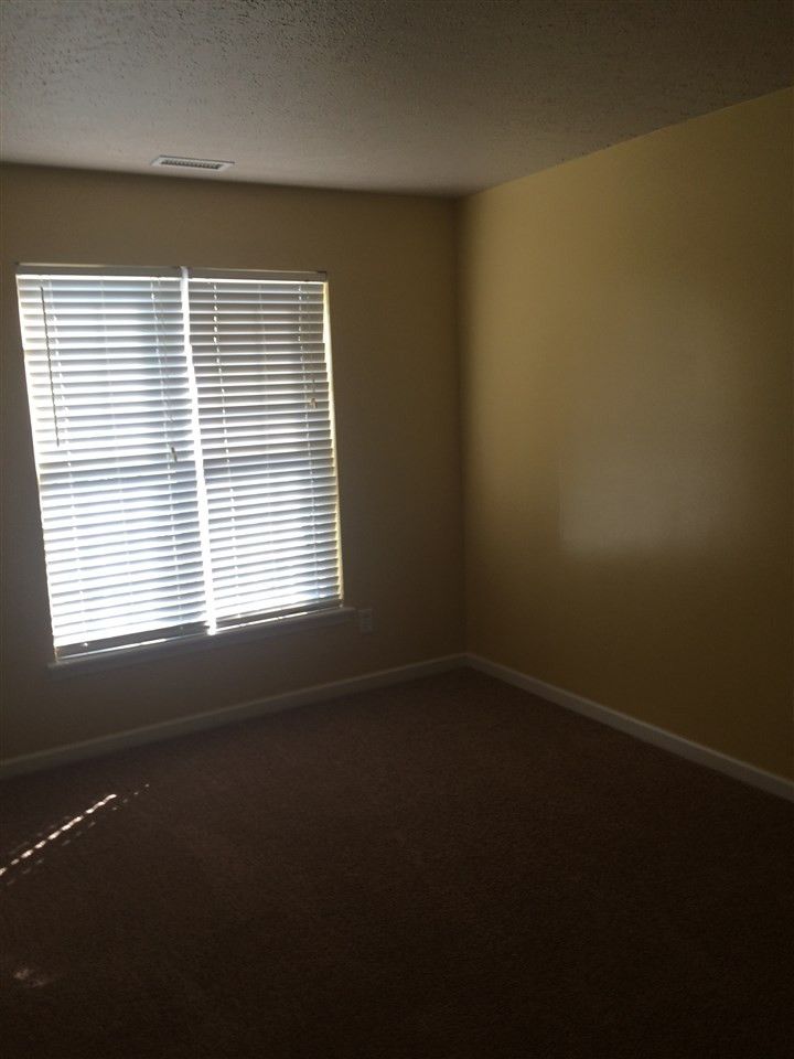 1737 Great Bend Dr, Durham, NC 27713