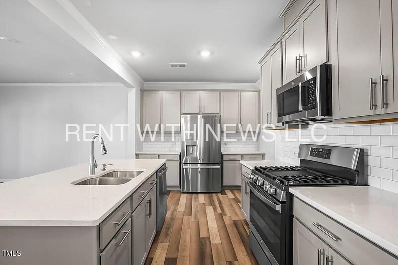 1738 Barrett Run Trl, Apex, NC 27502