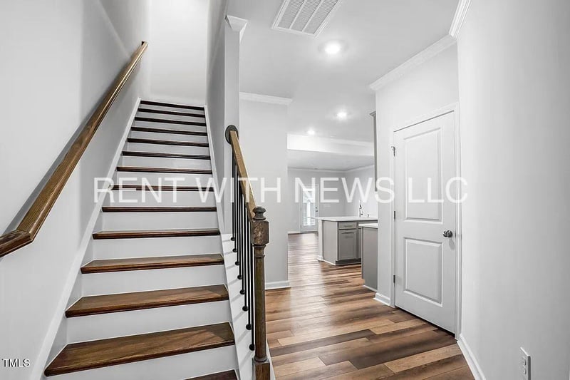 1738 Barrett Run Trl, Apex, NC 27502