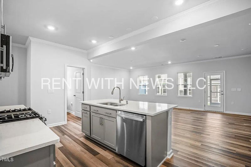 1738 Barrett Run Trl, Apex, NC 27502