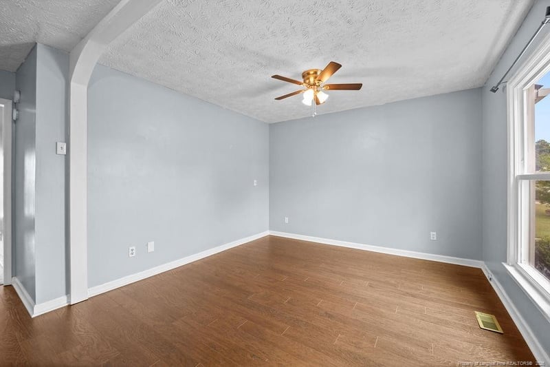 1738 Calista Cir, Fayetteville, NC 28304