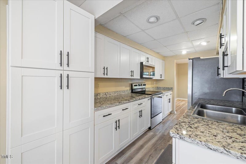 1738 Quail Ridge Rd, Raleigh, NC 27609