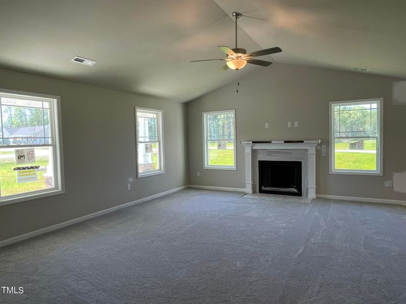 174 Bushel Ln, Willow Springs, NC 27592