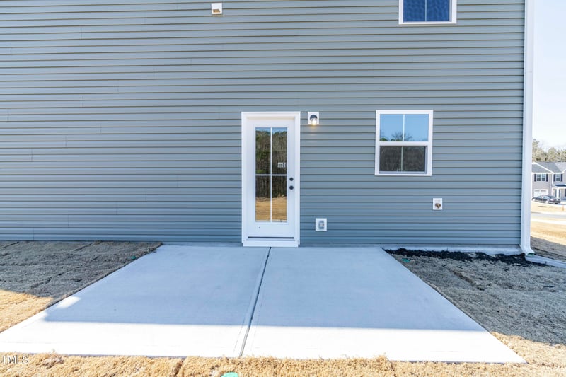 174 N Coral Bells Way, Four Oaks, NC 27524