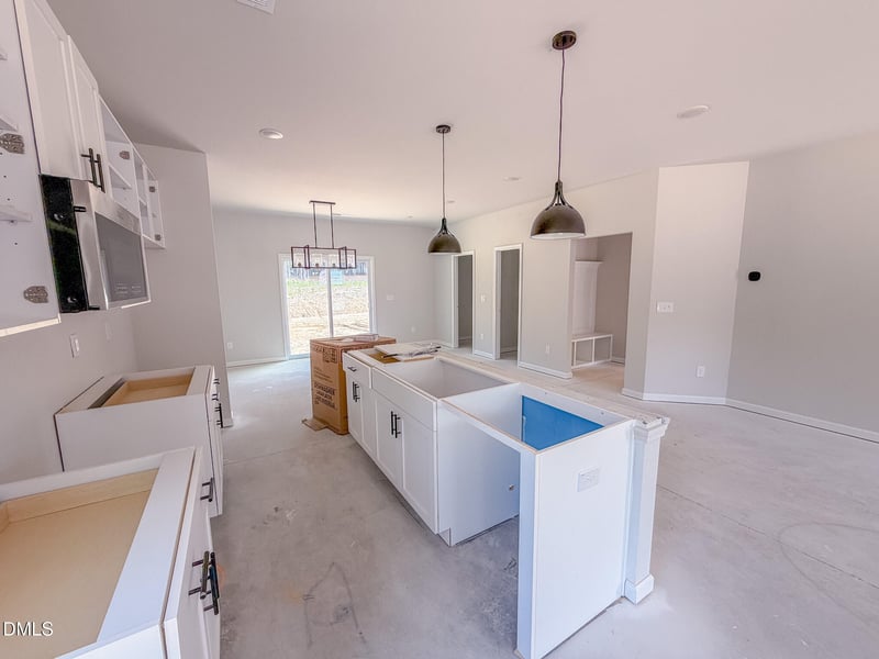 174 Eagle Rock Dr, Lillington, NC 27546