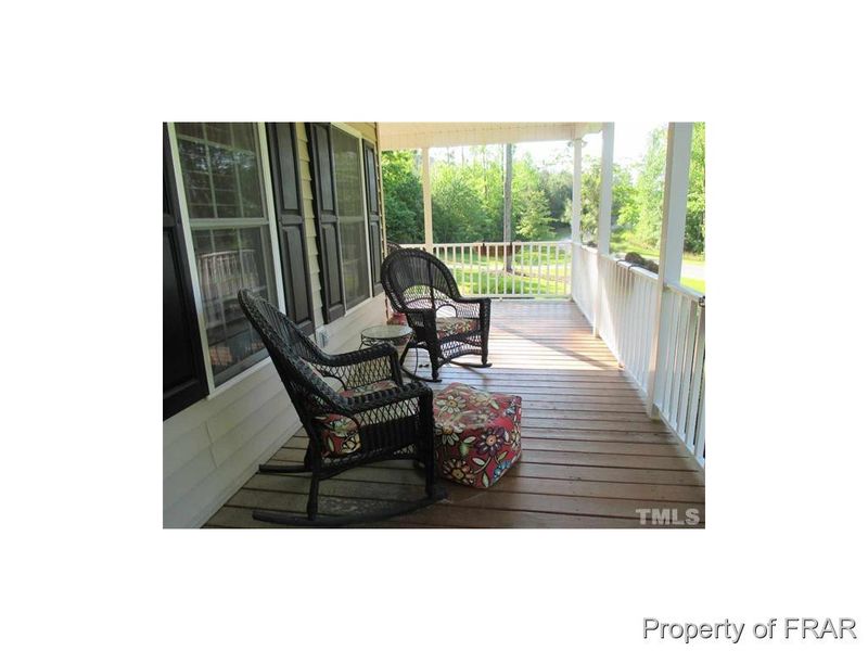 174 Greenwich Dr, Sanford, NC 27330