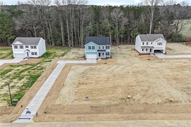 174 Harriette Ct, Lillington, NC 27546