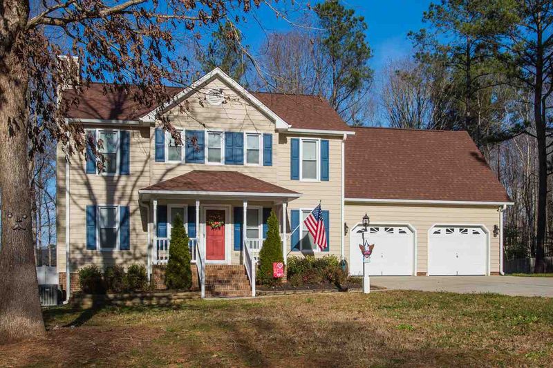174 Palmer Dr, Clayton, NC 27527
