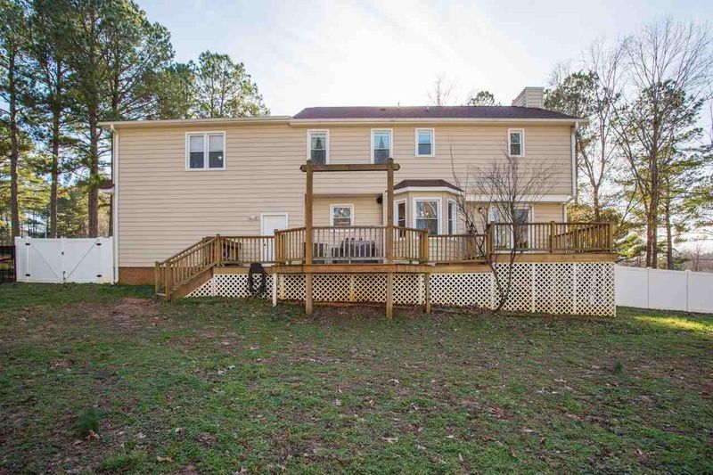 174 Palmer Dr, Clayton, NC 27527