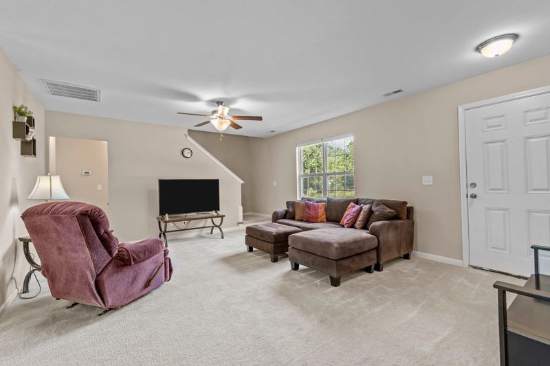 174 Robbins Rd, Youngsville, NC 27596