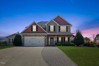 174 Silverthorne Dr, Sanford, NC 27332
