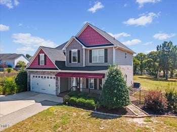 174 Silverthorne Dr, Sanford, NC 27332