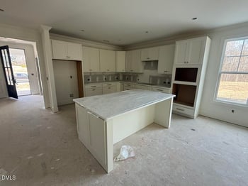 174 Summerlin Dr, Clayton, NC 27527