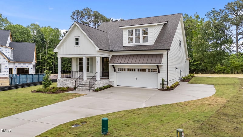 174 Summerlin Dr, Clayton, NC 27527