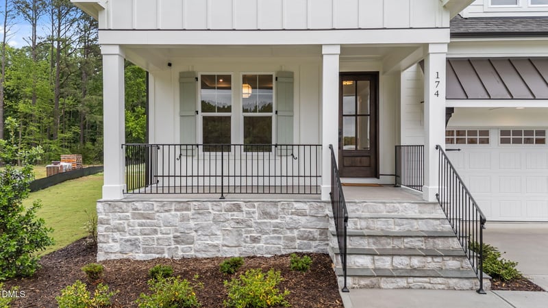 174 Summerlin Dr, Clayton, NC 27527