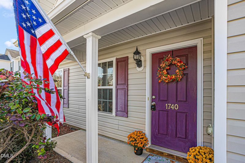 1740 Longshadow Dr, Burlington, NC 27217