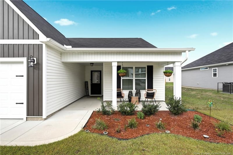 1740 Ragsdale Rd, Hope Mills, NC 28348