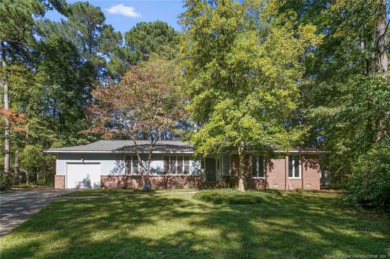 1740 Tryon Dr, Fayetteville, NC 28303