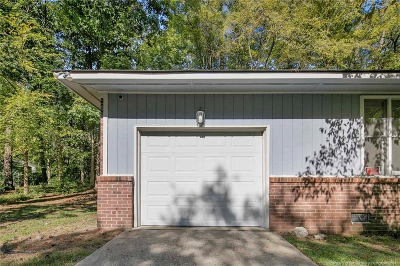 1740 Tryon Dr, Fayetteville, NC 28303