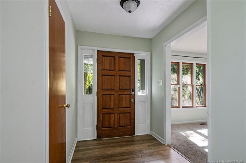 1740 Tryon Dr, Fayetteville, NC 28303