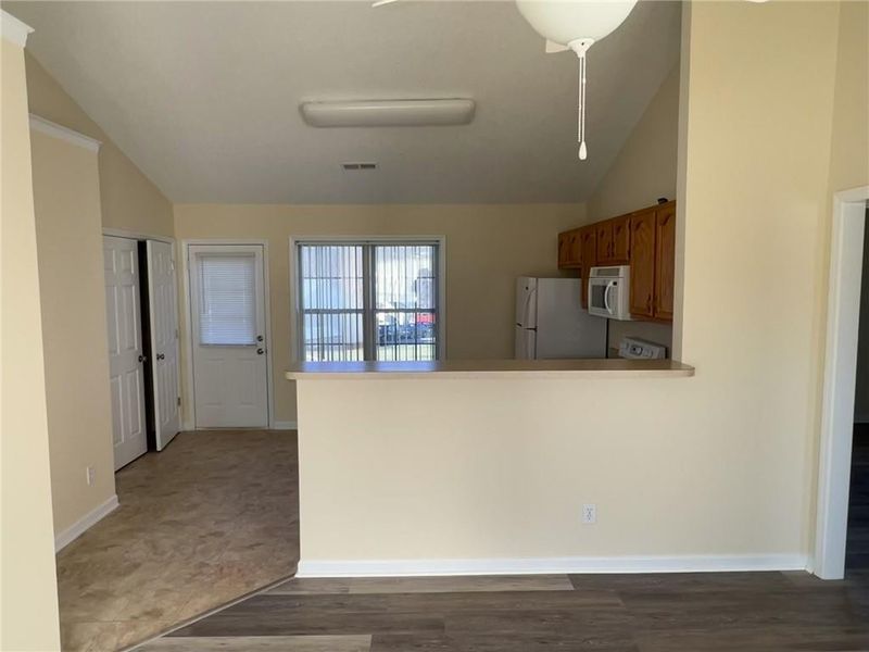 1741 Farningham Ln, Burlington, NC 27215