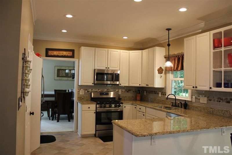 1742 Venflor Ct, Wake Forest, NC 27587