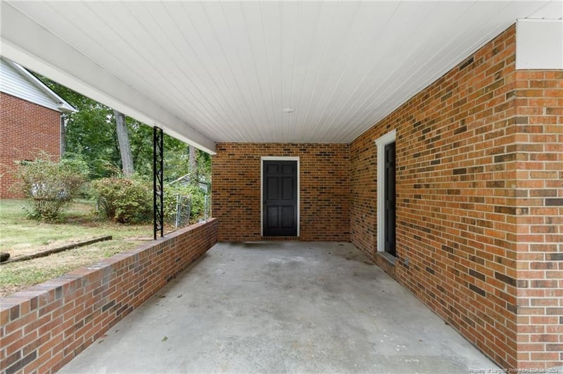 1743 Swann St, Fayetteville, NC 28303