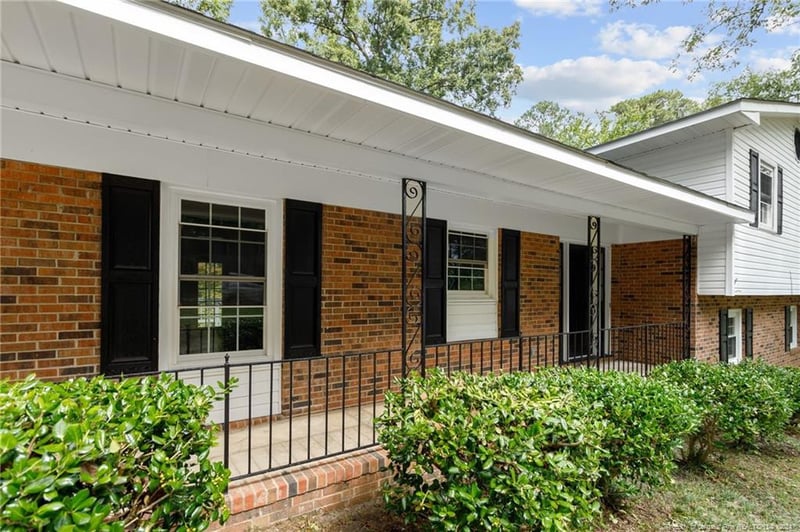 1743 Swann St, Fayetteville, NC 28303