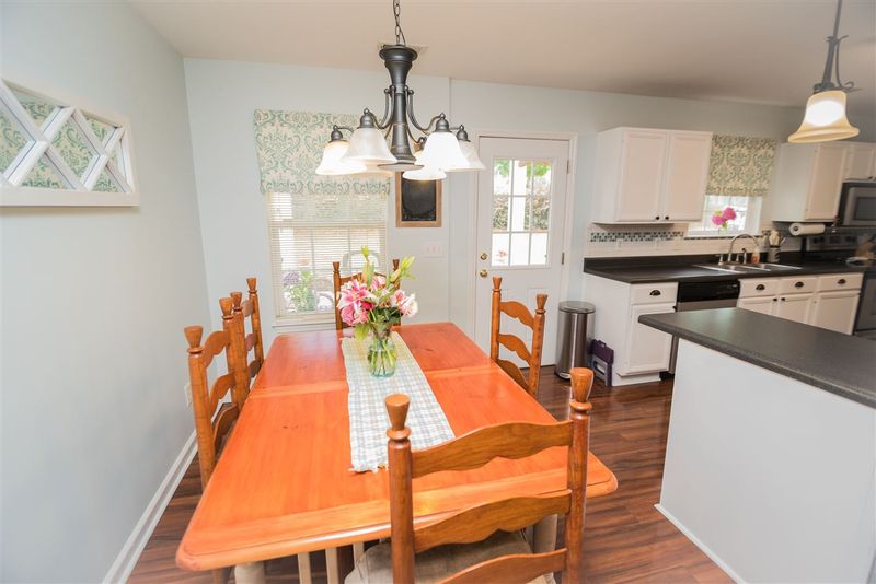 1744 E Ridge Heights Dr, Fuquay Varina, NC 27526