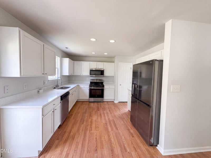 1745 E Honey Springs Ave, Fuquay Varina, NC 27526