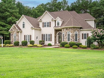 1745 Whispering Meadows Dr, Zebulon, NC 27597