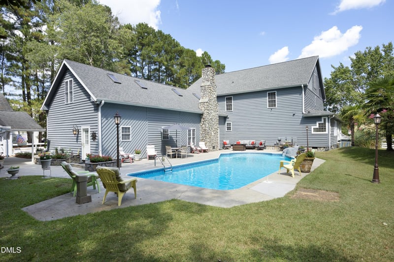 1746 Little Divine Rd, Selma, NC 27576