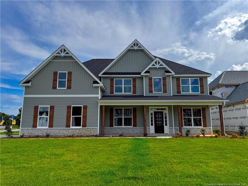 1746 Smith Farm St, Fayetteville, NC 28306
