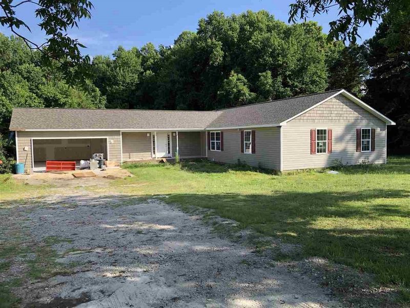 1748 Bud Lipscomb Rd, Willow Springs, NC 27592