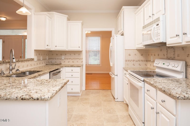 1748 Conners Ct, Burlington, NC 27215
