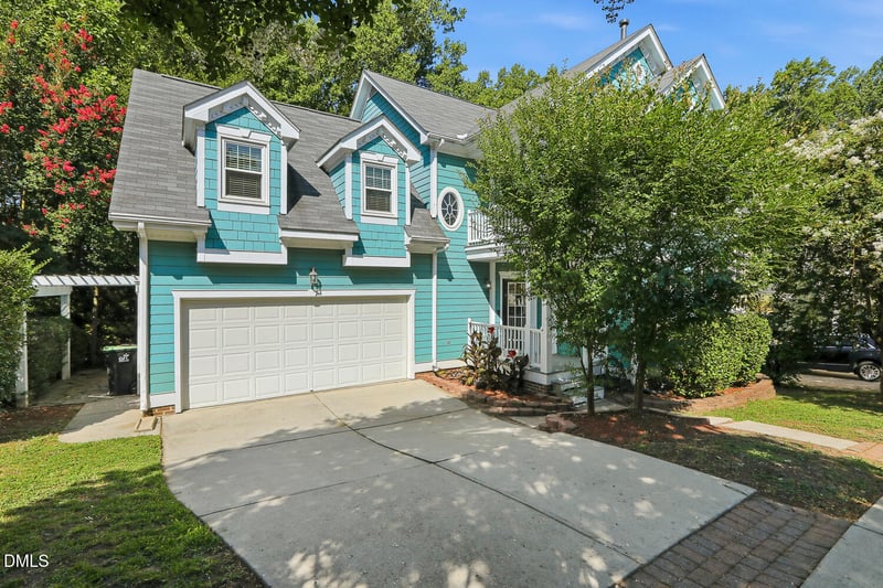 1748 Town Home Dr, Apex, NC 27502