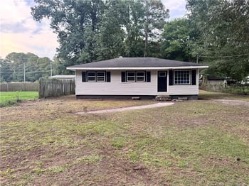 1749 Todd St, Fayetteville, NC 28306
