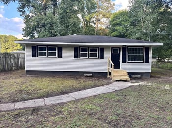 1749 Todd St, Fayetteville, NC 28306