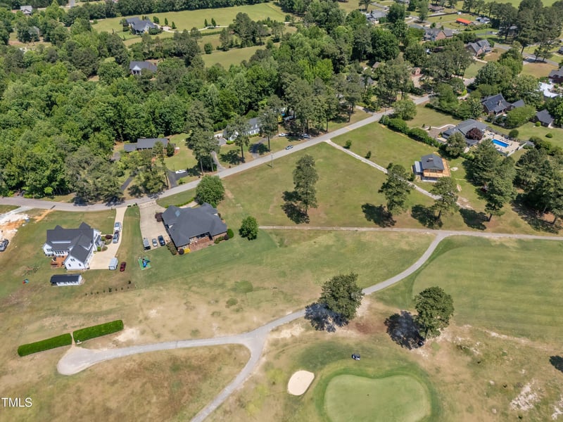 175 Chicora Club Dr, Dunn, NC 28334