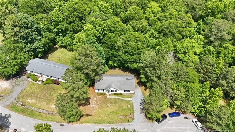 175 Country Walk Ln, Sanford, NC 27332