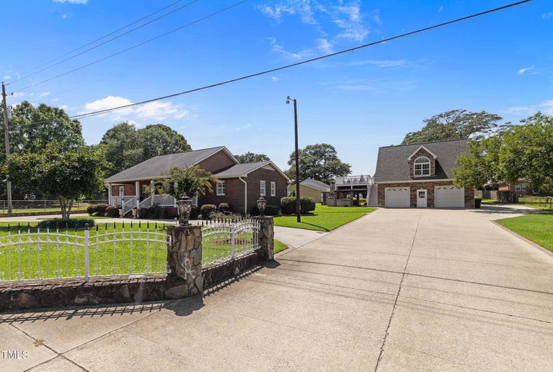 175 Galilee Rd, Smithfield, NC 27577