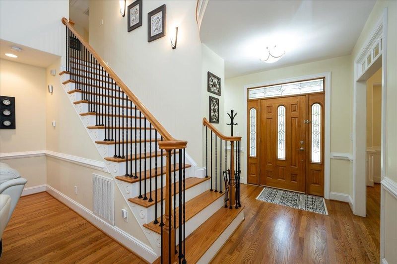 175 Highview Dr, Youngsville, NC 27596