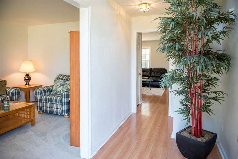 175 Longview Ct, Youngsville, NC 27596