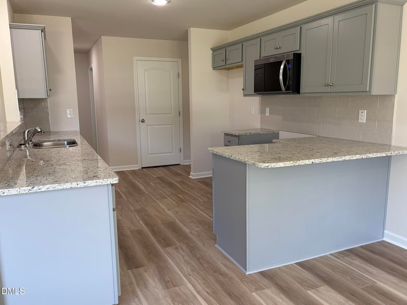 175 Oakfield Trace Dr, Four Oaks, NC 27524