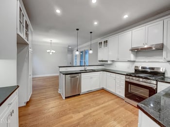 175 Rivers Edge Dr, Youngsville, NC 27596