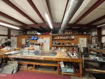 175 Satterhwite Point Rd, Henderson, NC 27537