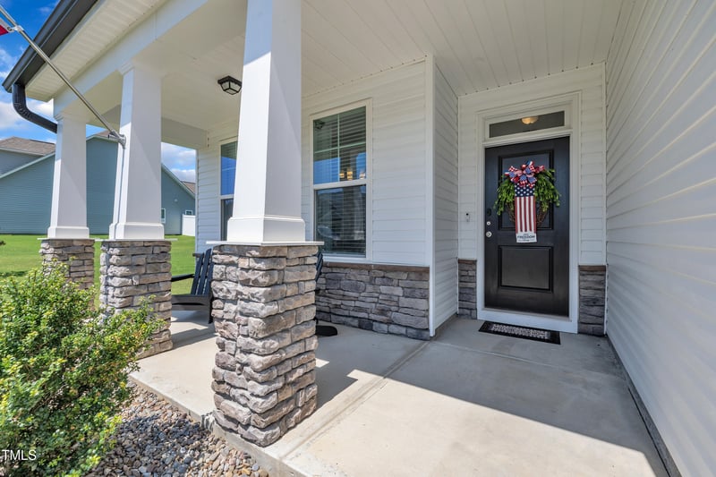 175 Steep Rock Dr, Willow Springs, NC 27592