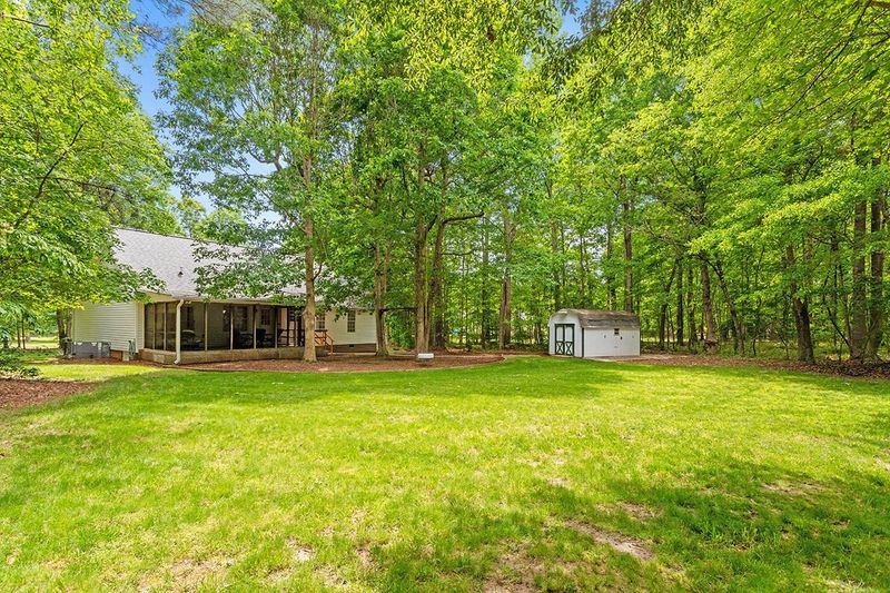 175 Stoneridge Ct, Youngsville, NC 27596